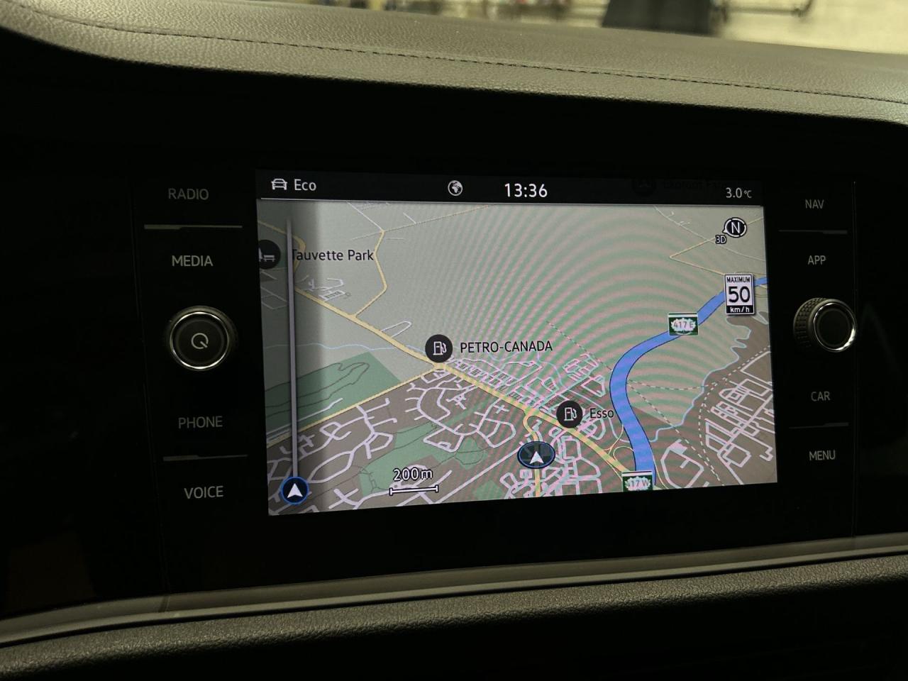 2022 Volkswagen Jetta GLI 228HP | LOW KMS! | HTD LEATHER | SUNROOF Photo