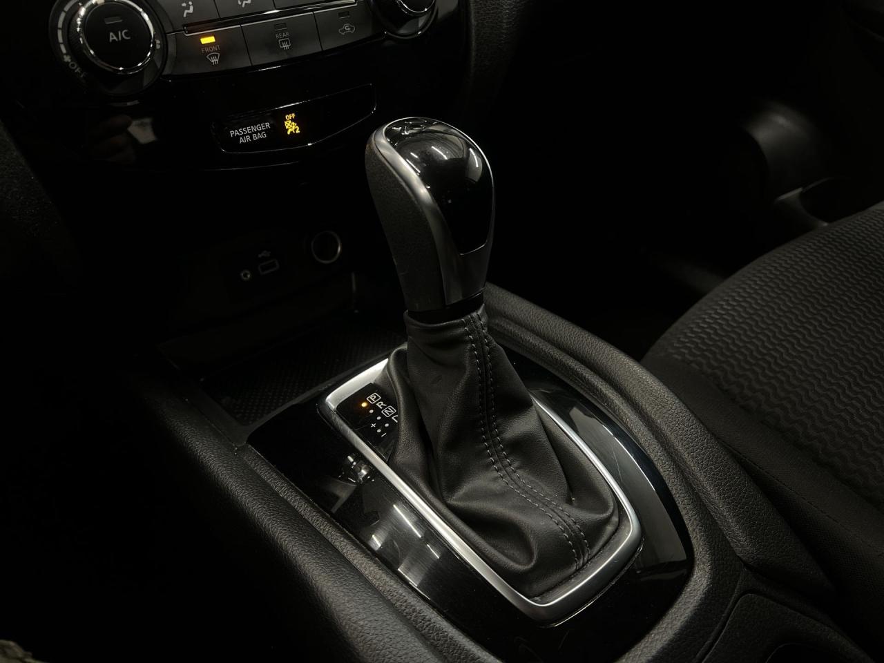 2020 Nissan Qashqai AWD | ONLY 65,000KMS |HTD SEATS | CARPLAY | ALLOYS Photo