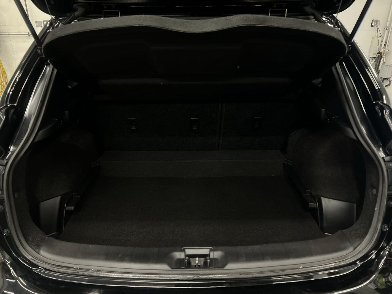 2020 Nissan Qashqai AWD | ONLY 65,000KMS |HTD SEATS | CARPLAY | ALLOYS Photo