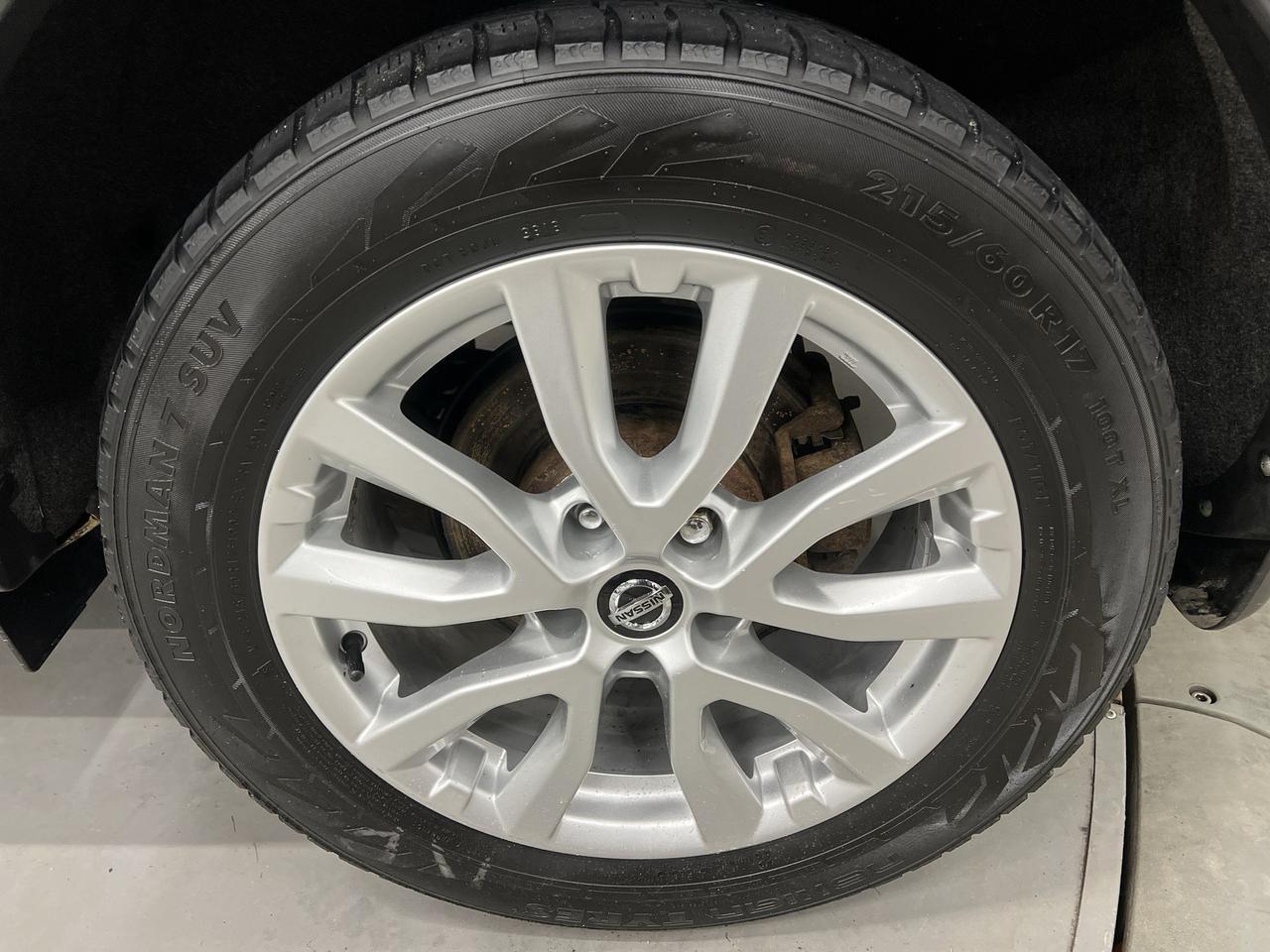 2020 Nissan Qashqai AWD | ONLY 65,000KMS |HTD SEATS | CARPLAY | ALLOYS Photo