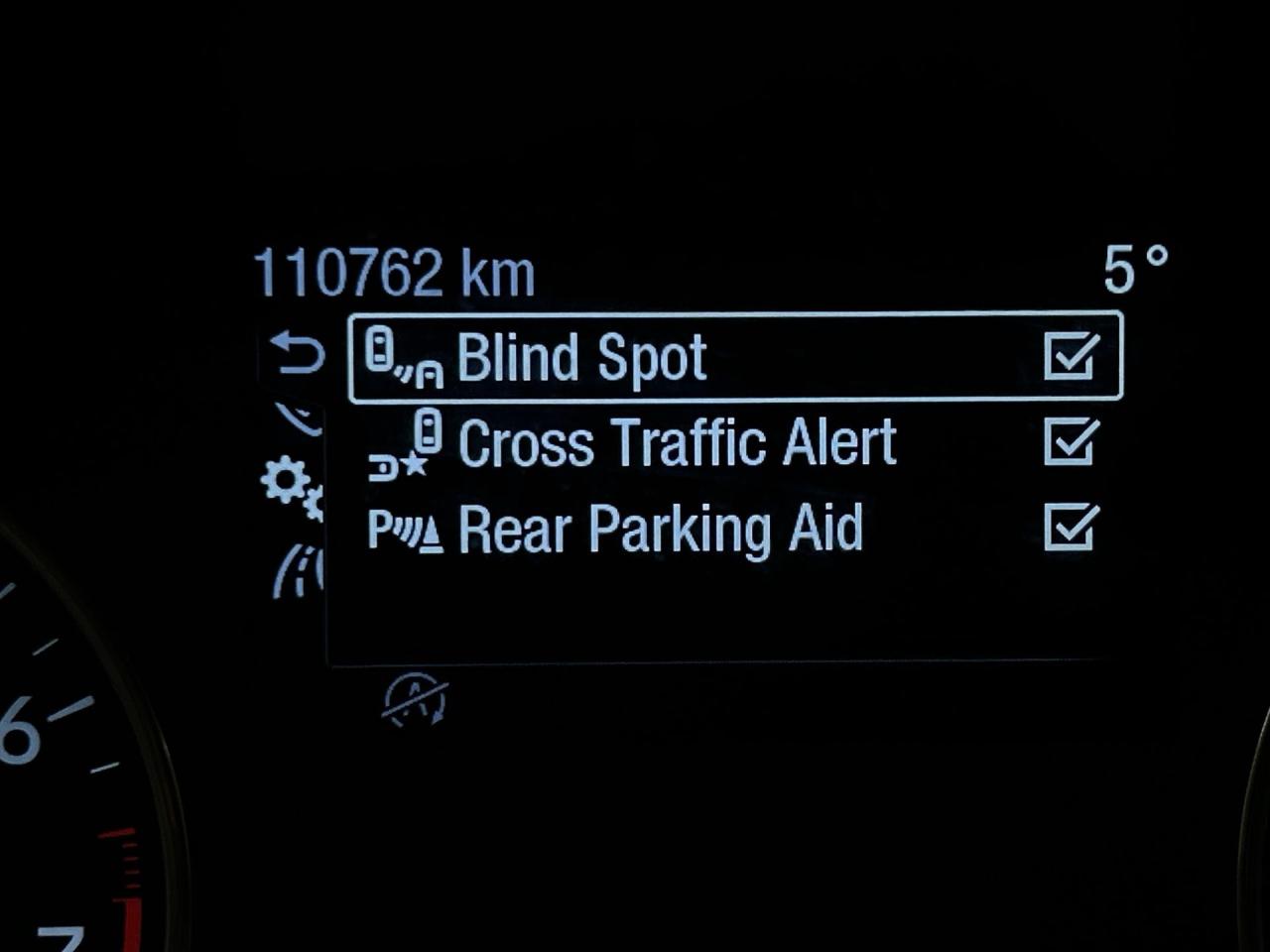 2018 Ford EcoSport TITANIUM AWD | HTD LEATHER | SUNROOF | CARPLAY Photo