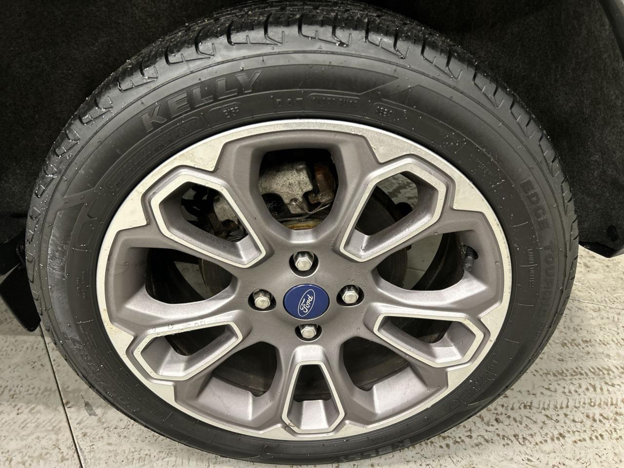 2018 Ford EcoSport TITANIUM AWD | HTD LEATHER | SUNROOF | CARPLAY Photo