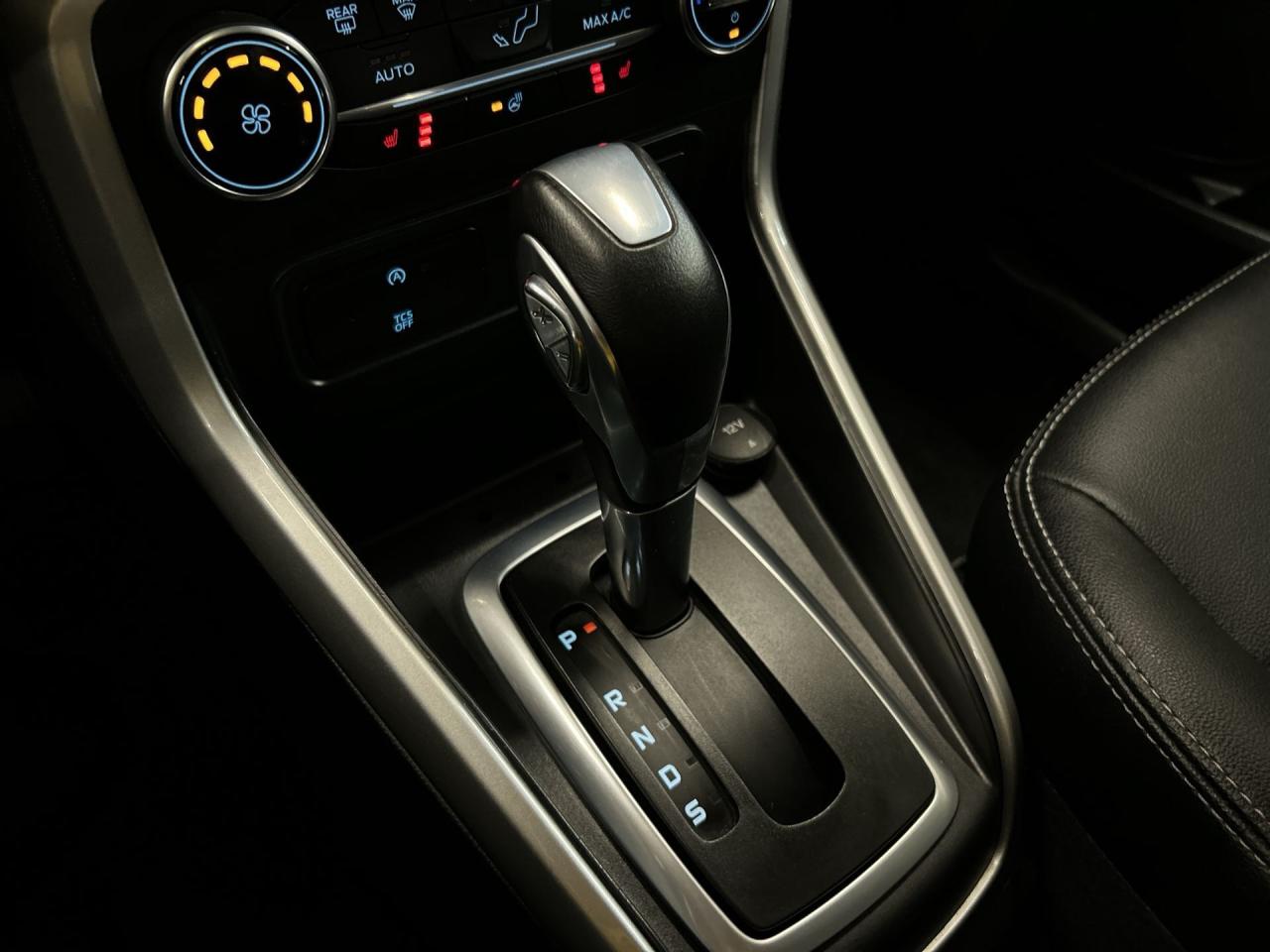 2018 Ford EcoSport TITANIUM AWD | HTD LEATHER | SUNROOF | CARPLAY Photo