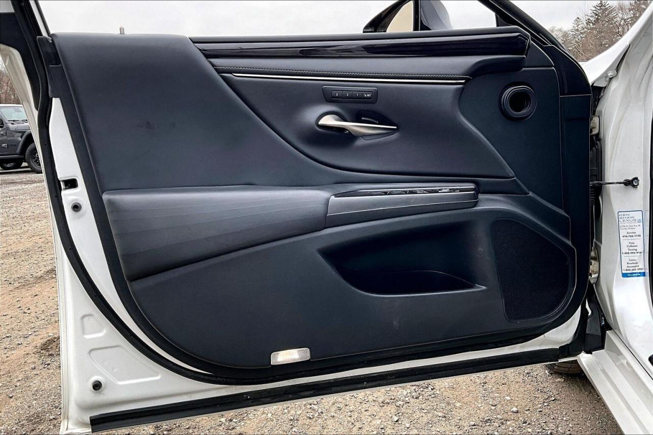 2019 Lexus ES ES350 | Vented Leather | Panoroof | NAV | FWD Photo