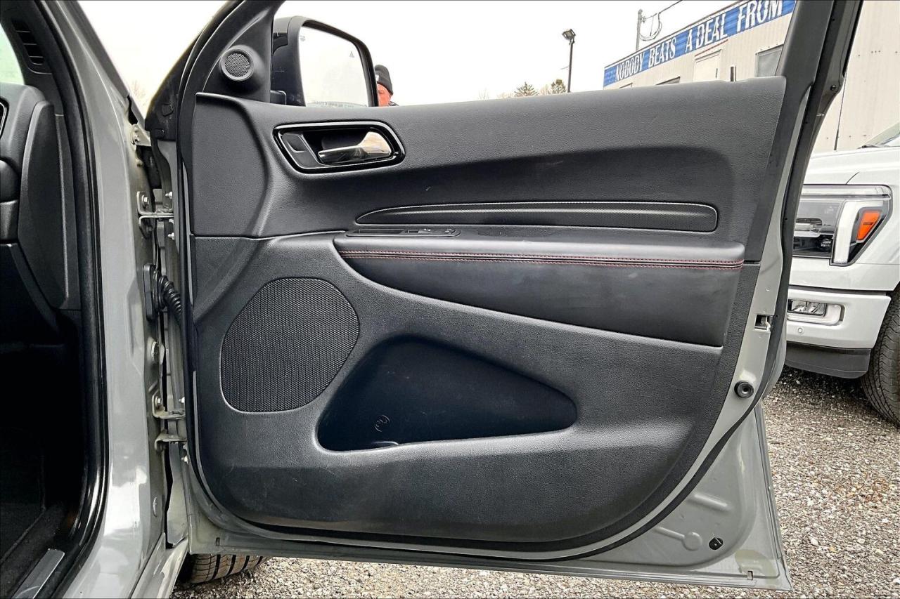 2023 Dodge Durango RT Blacktop | Vented Leather | Sunroof | AWD Photo