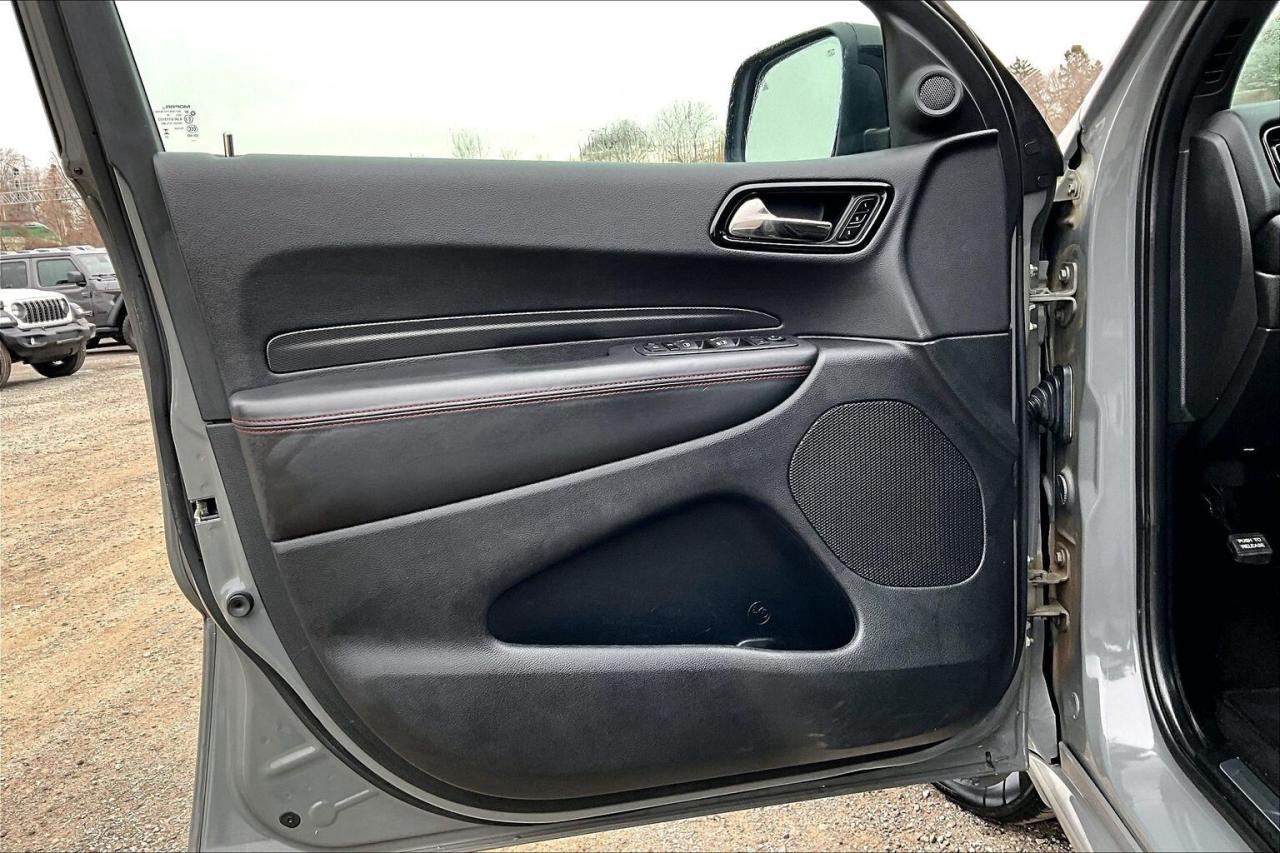 2023 Dodge Durango RT Blacktop | Vented Leather | Sunroof | AWD Photo