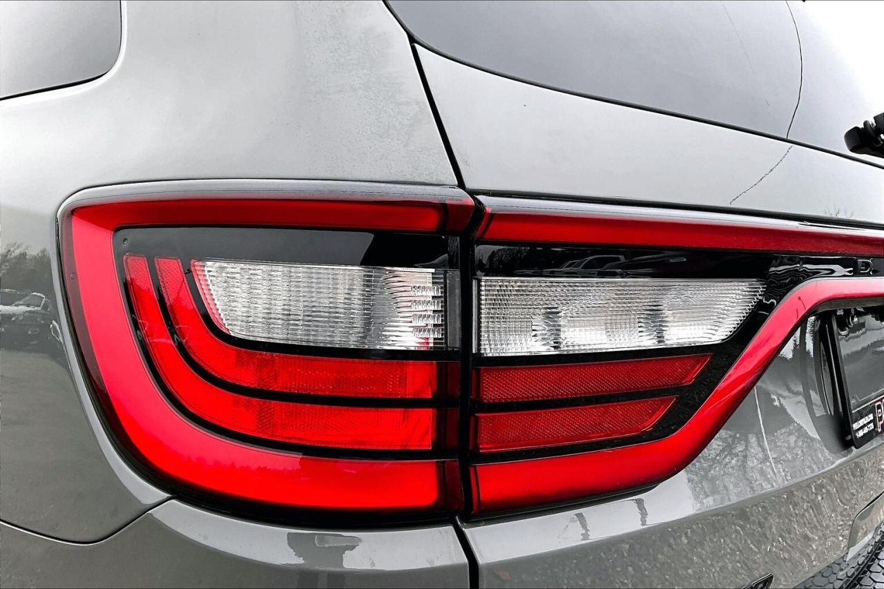 2023 Dodge Durango RT Blacktop | Vented Leather | Sunroof | AWD Photo