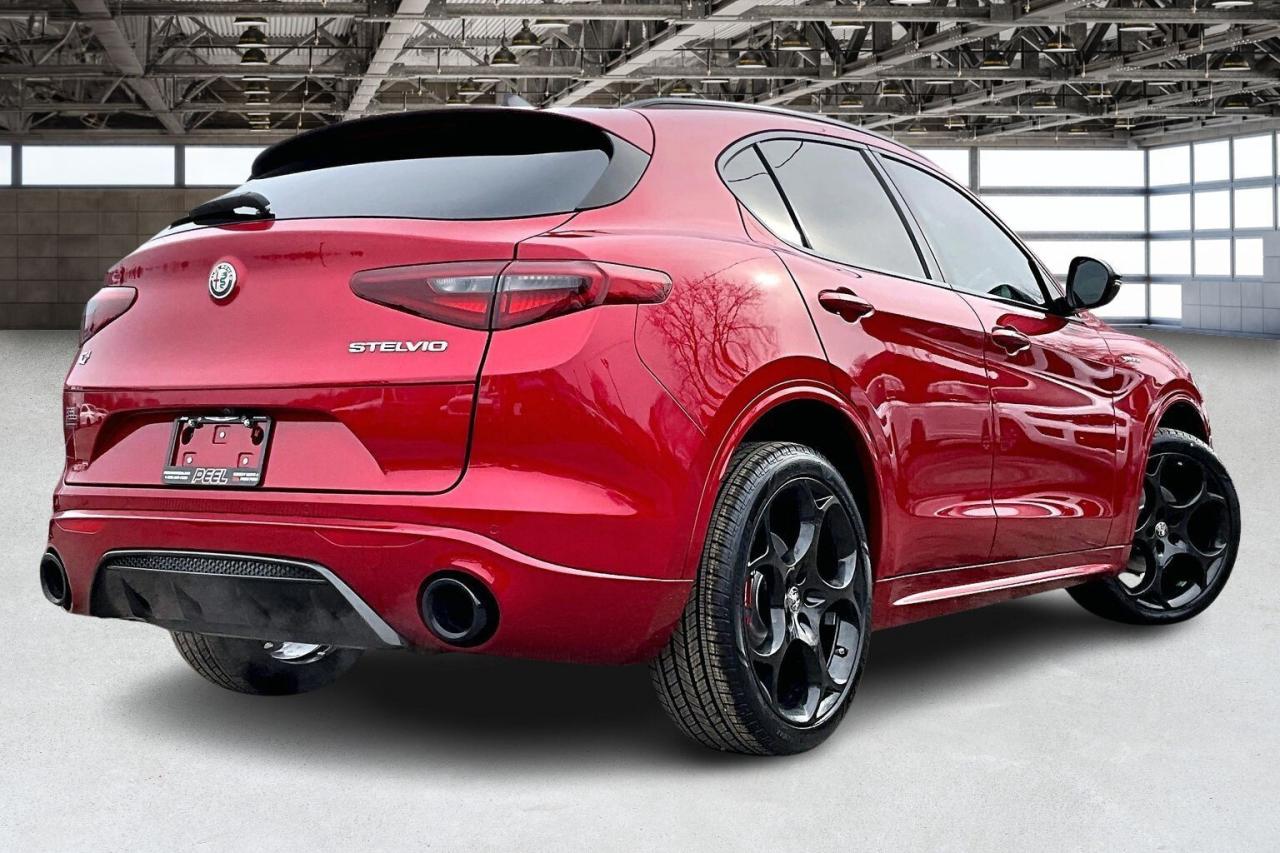 2022 Alfa Romeo Stelvio Veloce | Premium Leather | Harman Kardon | AWD Photo