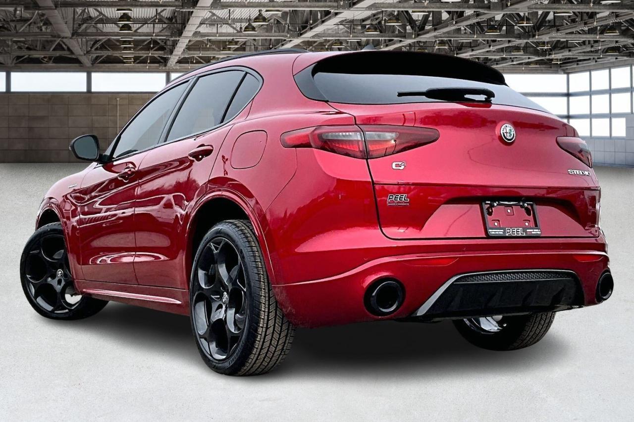 2022 Alfa Romeo Stelvio Veloce | Premium Leather | Harman Kardon | AWD Photo