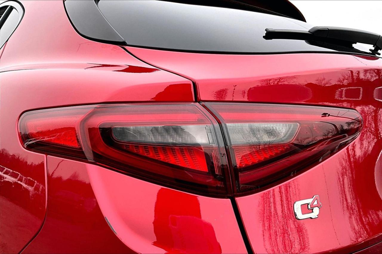 2022 Alfa Romeo Stelvio Veloce | Premium Leather | Harman Kardon | AWD Photo
