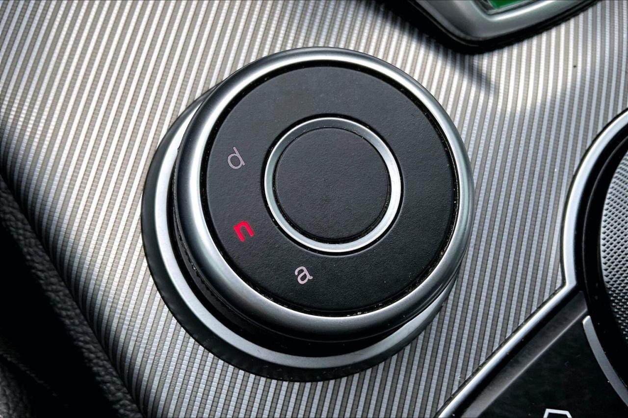 2022 Alfa Romeo Stelvio Veloce | Premium Leather | Harman Kardon | AWD Photo