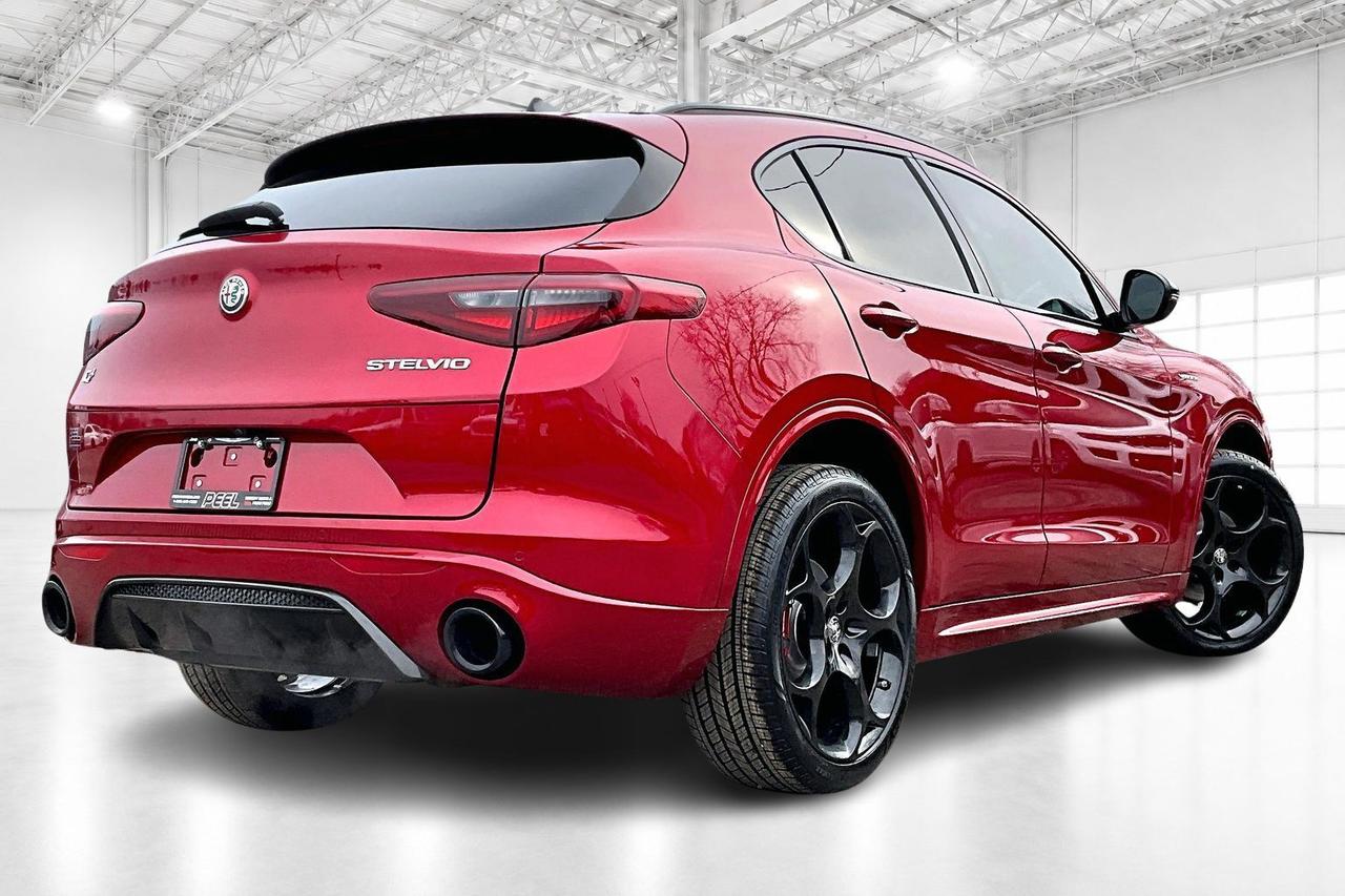 2022 Alfa Romeo Stelvio Veloce | Premium Leather | Harman Kardon | AWD Photo