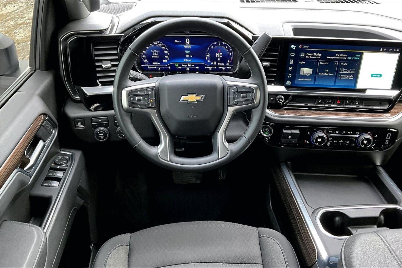 2025 Chevrolet Silverado 2500 HD LT | Z71 Off Road | Heated Seats | 6.6L V8 | 4X4 Photo4