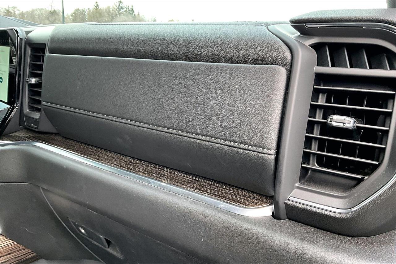 2025 Chevrolet Silverado 2500 HD LT | Z71 Off Road | Heated Seats | 6.6L V8 | 4X4 Photo