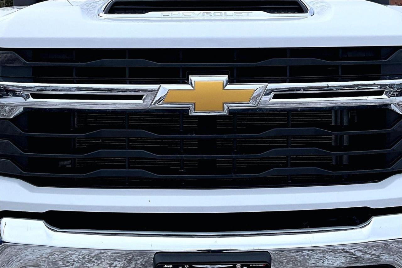 2025 Chevrolet Silverado 2500 HD LT | Z71 Off Road | Heated Seats | 6.6L V8 | 4X4 Photo