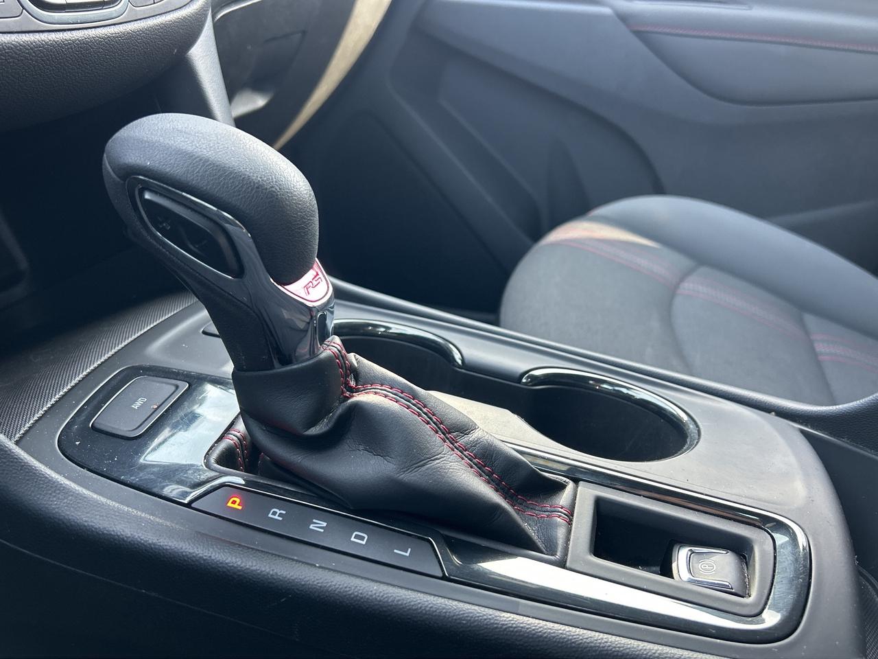 2022 Chevrolet Equinox RS, AWD, REMOTE START, HEATED CLOTH, ONLY 59 000KM - Photo #16