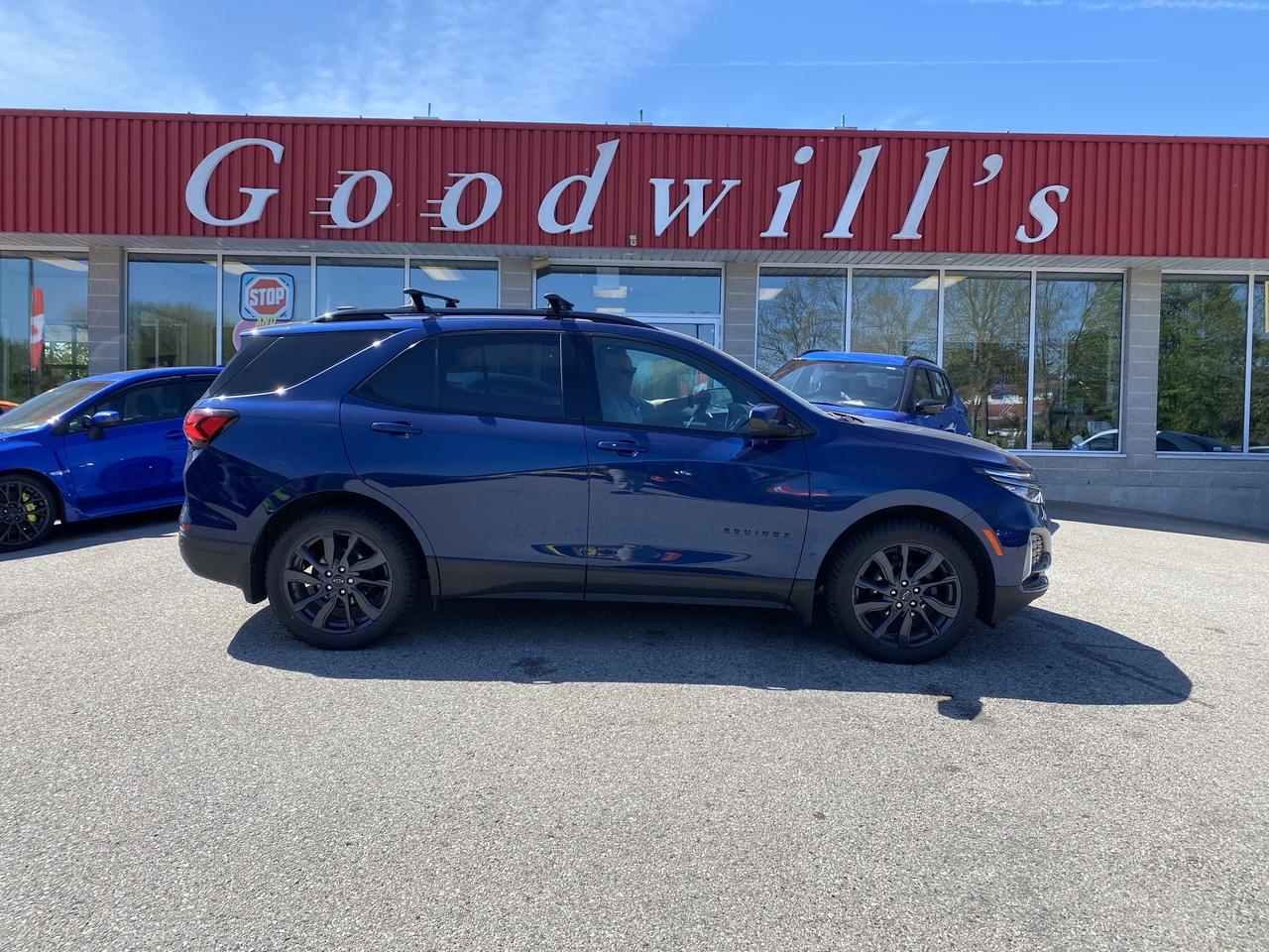 2022 Chevrolet Equinox RS, AWD, REMOTE START, HEATED CLOTH, ONLY 59 000KM Photo