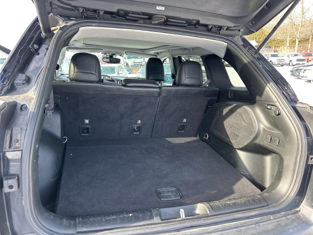 2019 Jeep Cherokee TRAILHAWK, 4X4, SUNROOF, REMOTE START, LEATHER! - Photo #13