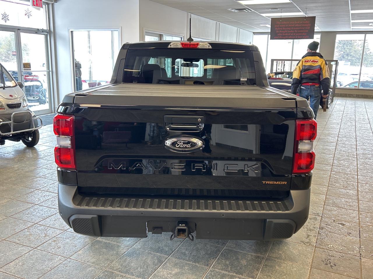 2023 Ford Maverick LARIAT, CLEAN CARFAX, HEATED LEATHER, REMOTE START - Photo #4