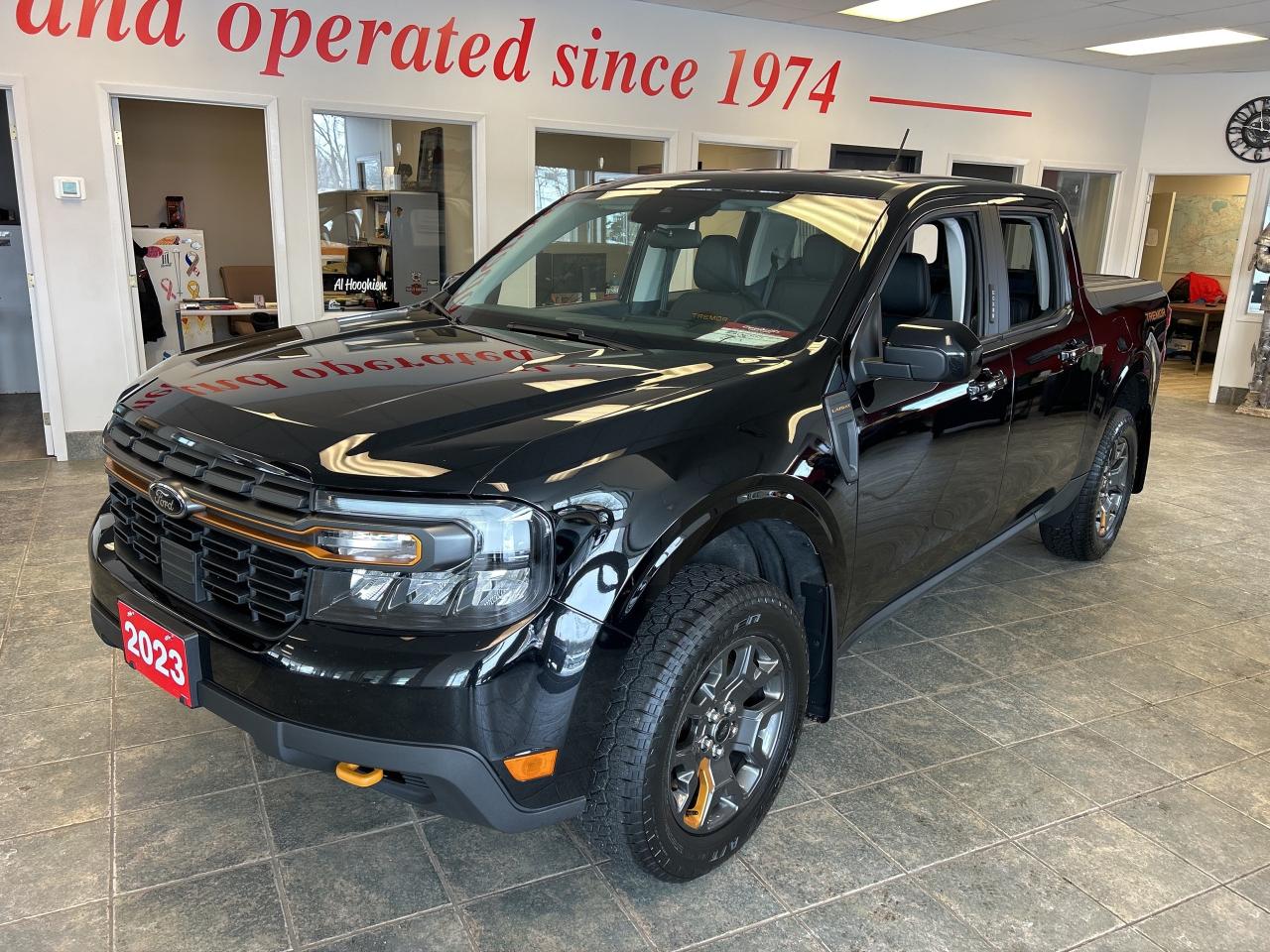 2023 Ford Maverick LARIAT, CLEAN CARFAX, HEATED LEATHER, REMOTE START - Photo #2