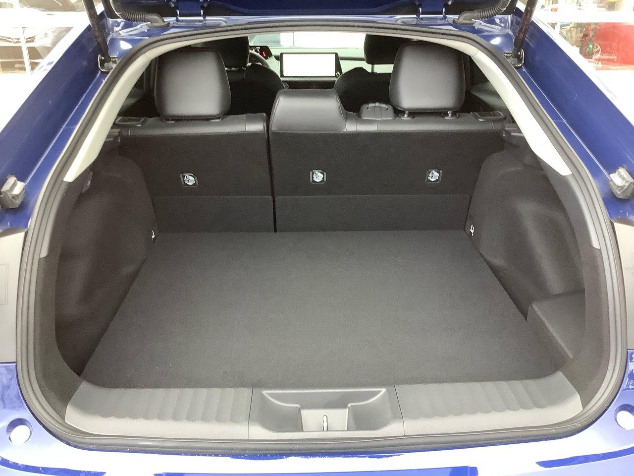 2025 Toyota Prius  Photo