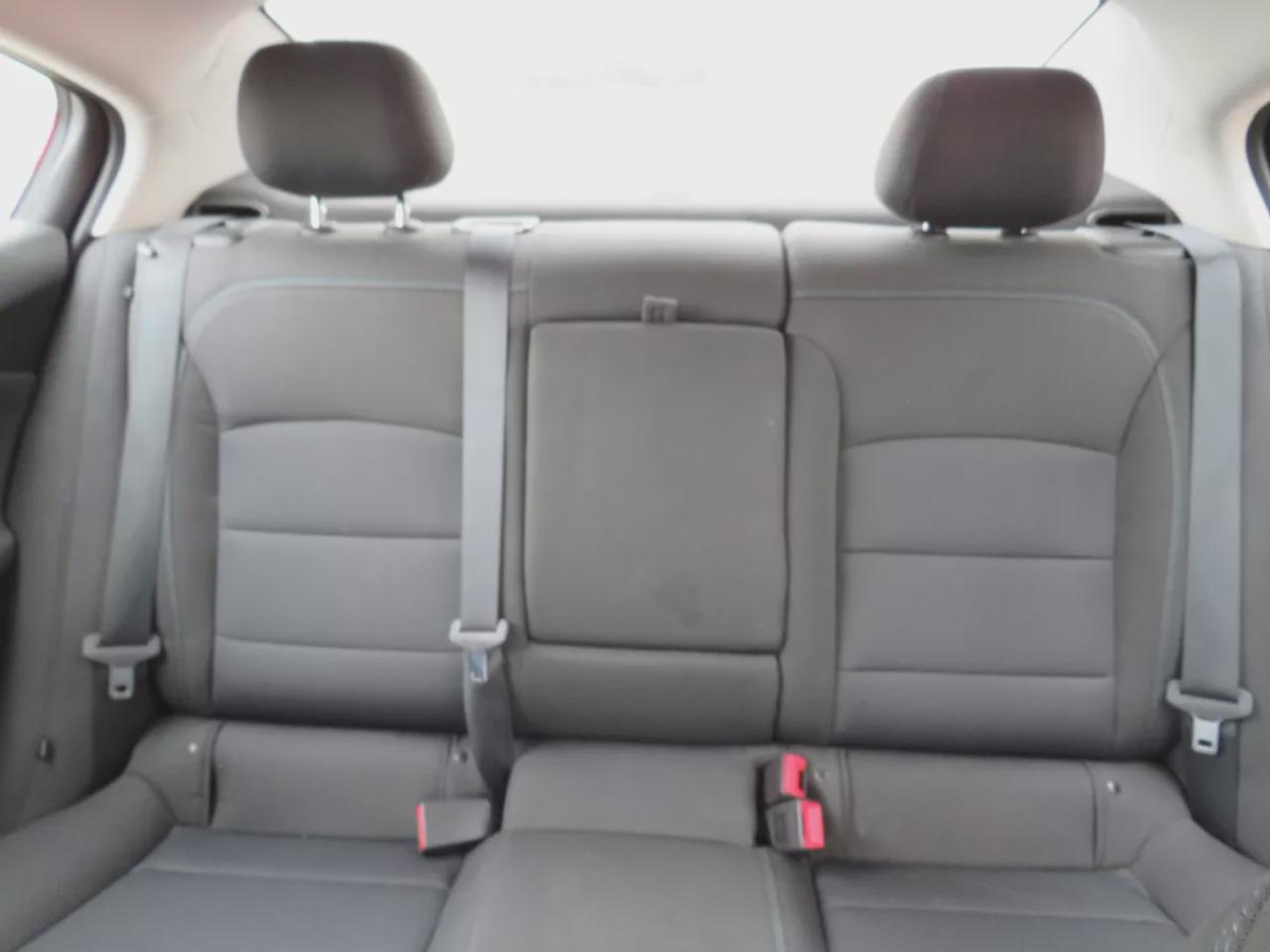 2018 Chevrolet Cruze LT (**CLEAN TITLE/NO ACCIDENTS!!**SAFETY/CERTIFIED!!**ALLOY RIMS**POWER OPTIONS**HEATED SEATS**REVERSE CAMERA**PUSH BUTTON START**DIGITAL TOUCHSCREEN**CRUISE CONTROL**BLUETOOTH**) Photo