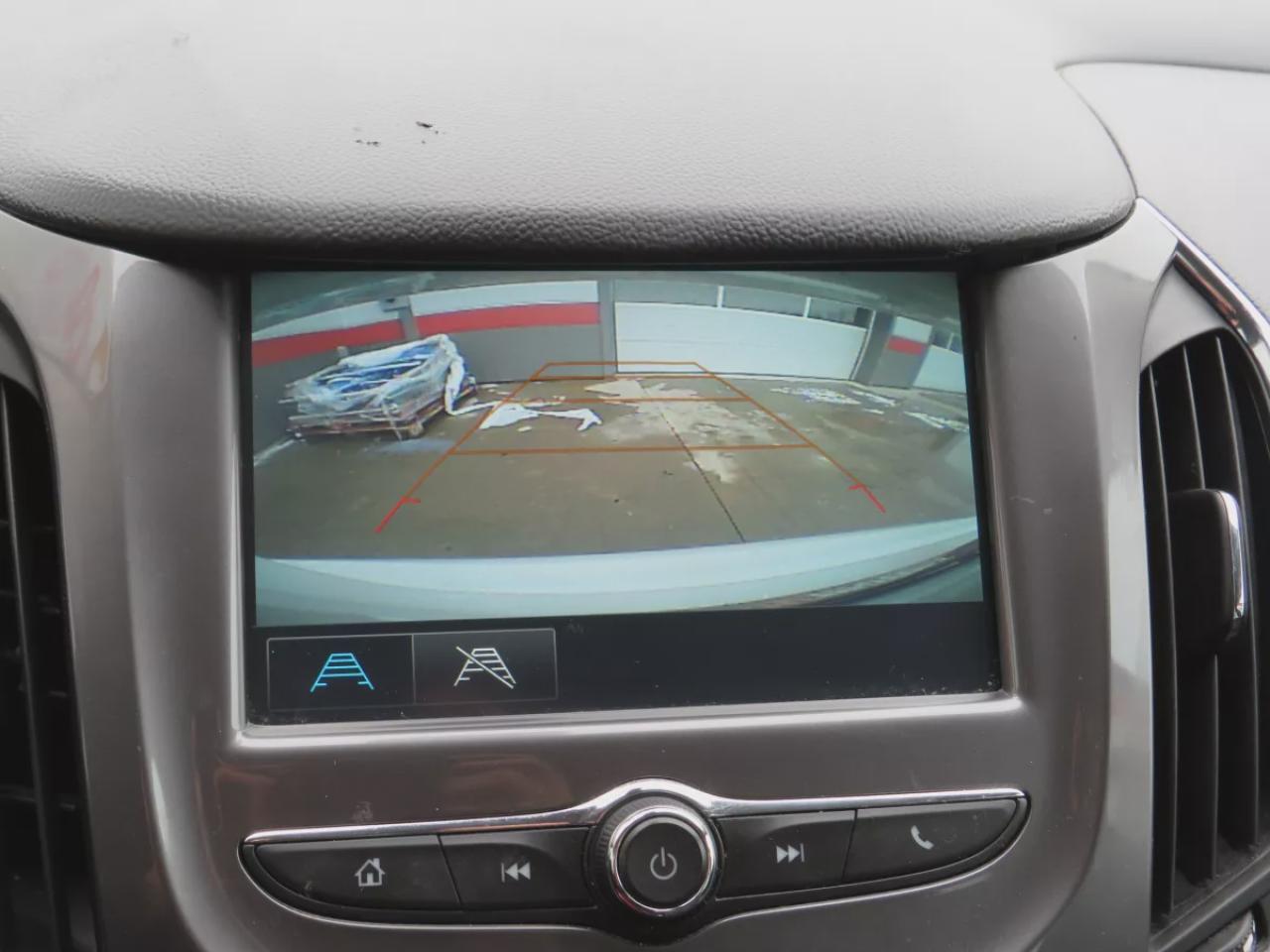 2018 Chevrolet Cruze LT (**CLEAN TITLE/NO ACCIDENTS!!**SAFETY/CERTIFIED!!**ALLOY RIMS**POWER OPTIONS**HEATED SEATS**REVERSE CAMERA**PUSH BUTTON START**DIGITAL TOUCHSCREEN**CRUISE CONTROL**BLUETOOTH**) Photo