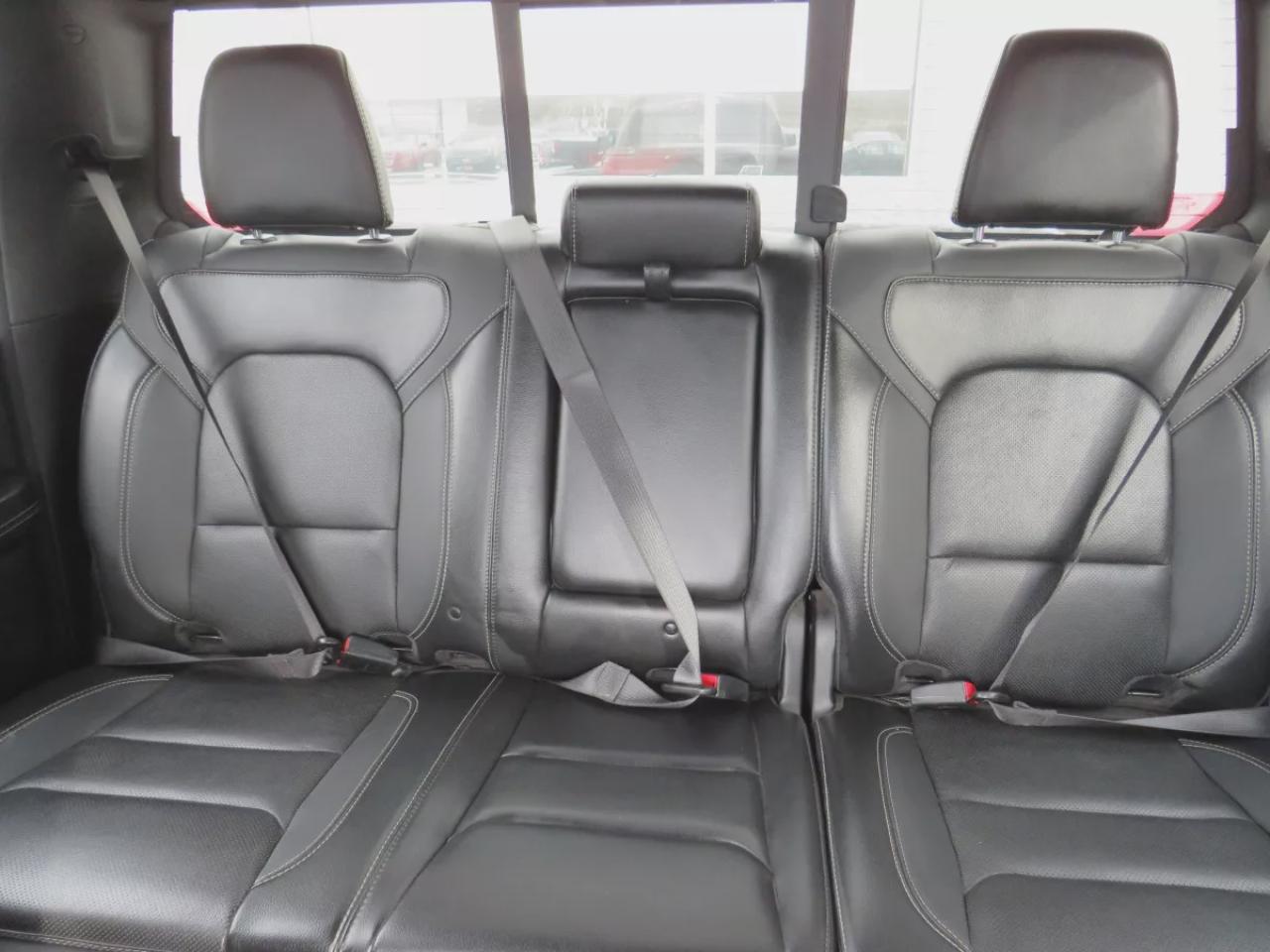 2022 RAM 1500 Rebel (**SAFETY/CERTIFIED!!**4WD**RUNNING BOARDS**TRAILER HITCH**TONNEAU COVER**REMOTE START**BRAKE CONTROLLER**FRONT TOW HOOKS**NAVIGATION**FOG LIGHTS**WIRELESS PHONE CHARGING**HEATED FRONT AND REAR SEATS**REVERSE CAMERA**LEATHER**SUNROOF**PUSH BUTTON ST Photo