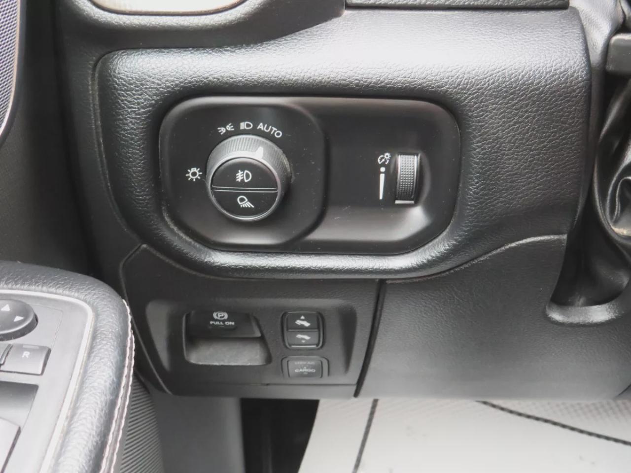 2022 RAM 1500 Rebel (**SAFETY/CERTIFIED!!**4WD**RUNNING BOARDS**TRAILER HITCH**TONNEAU COVER**REMOTE START**BRAKE CONTROLLER**FRONT TOW HOOKS**NAVIGATION**FOG LIGHTS**WIRELESS PHONE CHARGING**HEATED FRONT AND REAR SEATS**REVERSE CAMERA**LEATHER**SUNROOF**PUSH BUTTON ST Photo