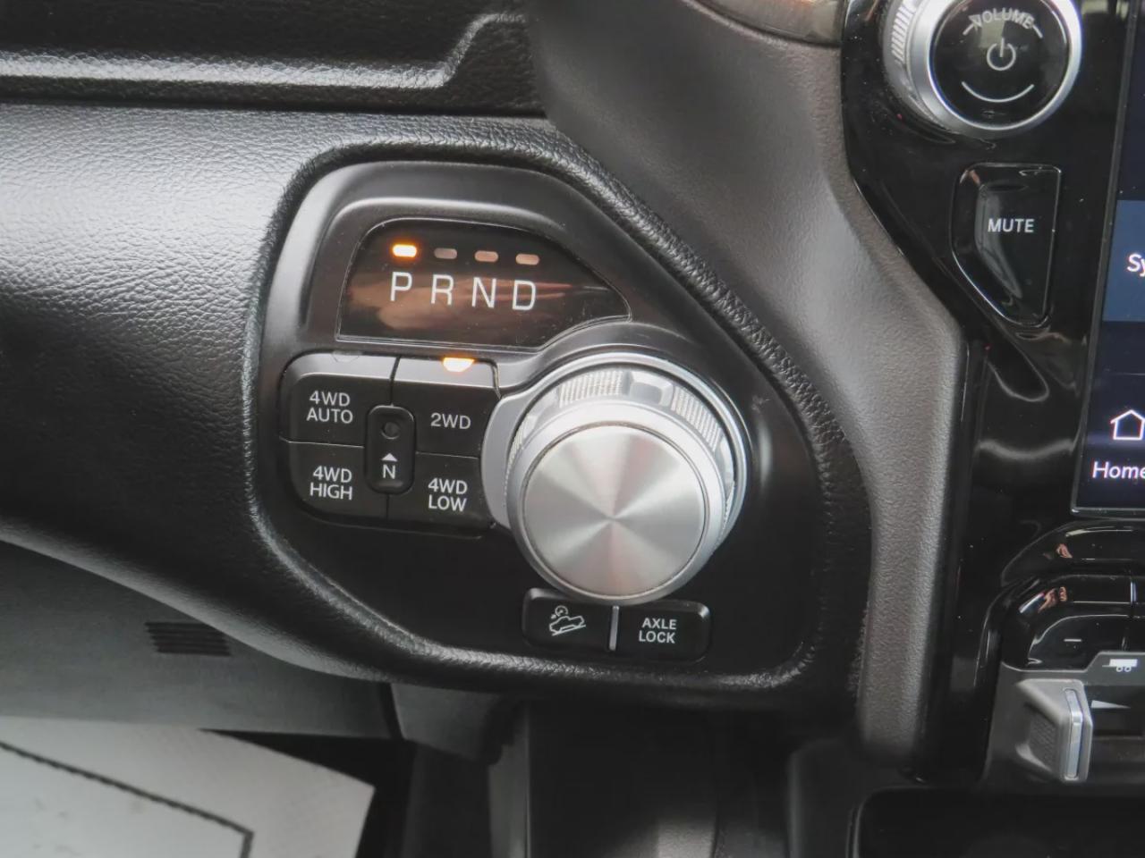 2022 RAM 1500 Rebel (**SAFETY/CERTIFIED!!**4WD**RUNNING BOARDS**TRAILER HITCH**TONNEAU COVER**REMOTE START**BRAKE CONTROLLER**FRONT TOW HOOKS**NAVIGATION**FOG LIGHTS**WIRELESS PHONE CHARGING**HEATED FRONT AND REAR SEATS**REVERSE CAMERA**LEATHER**SUNROOF**PUSH BUTTON ST Photo