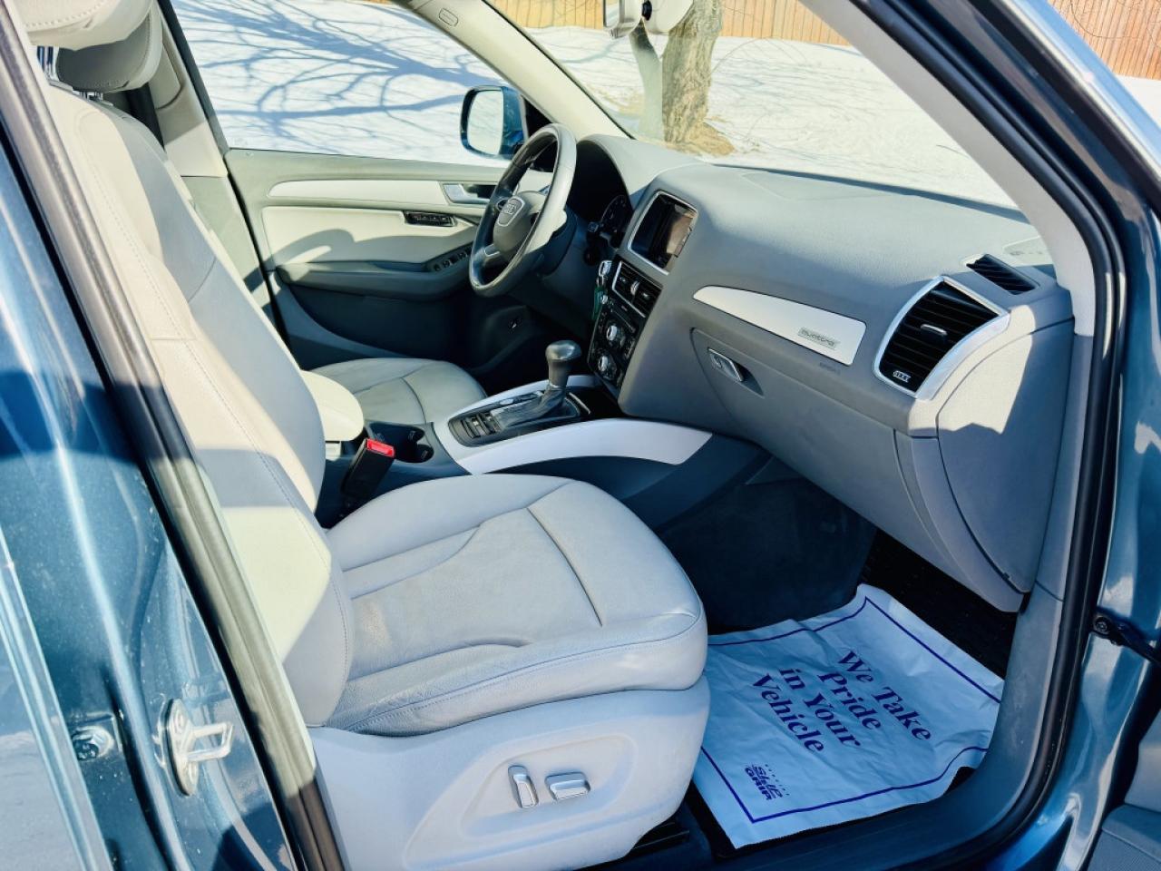 2017 Audi Q5 Premium Quattro Photo