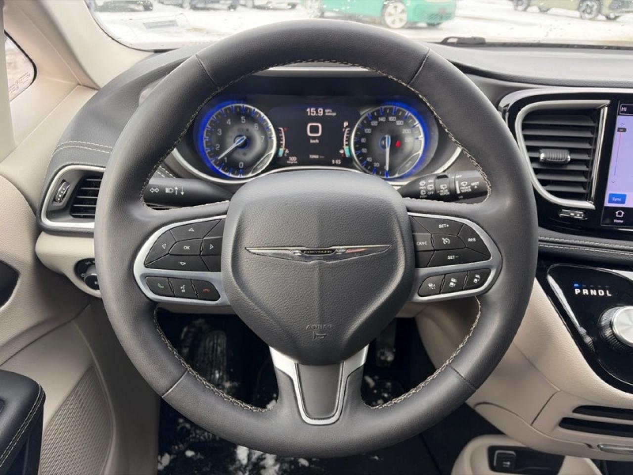 2024 Chrysler Pacifica Touring L  - Apple CarPlay Photo