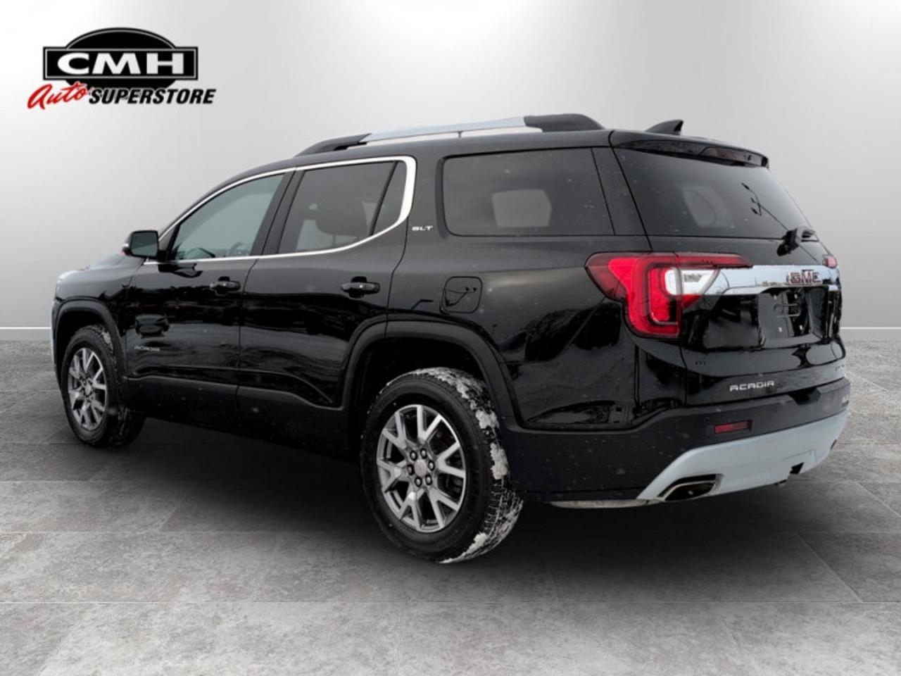 2021 GMC Acadia SLT  **AT4 PRO GRADE PACKAGE** Photo