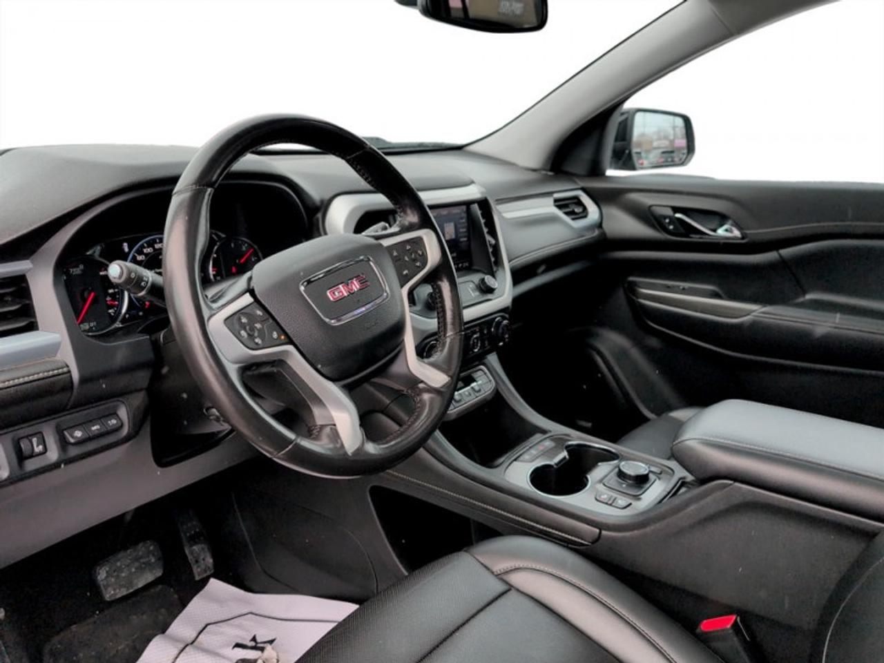 2021 GMC Acadia SLT  **AT4 PRO GRADE PACKAGE** Photo