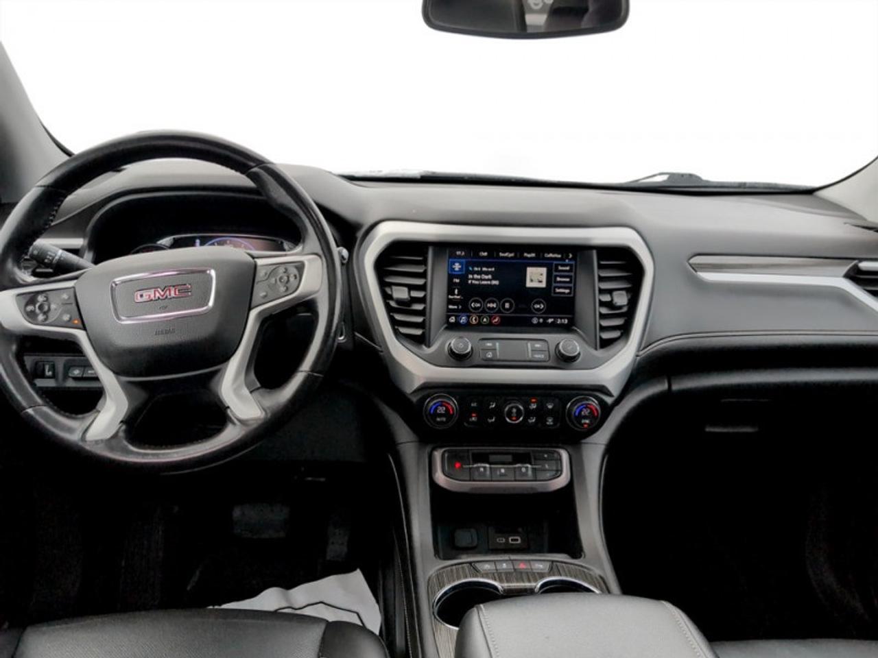 2021 GMC Acadia SLT  **AT4 PRO GRADE PACKAGE** Photo