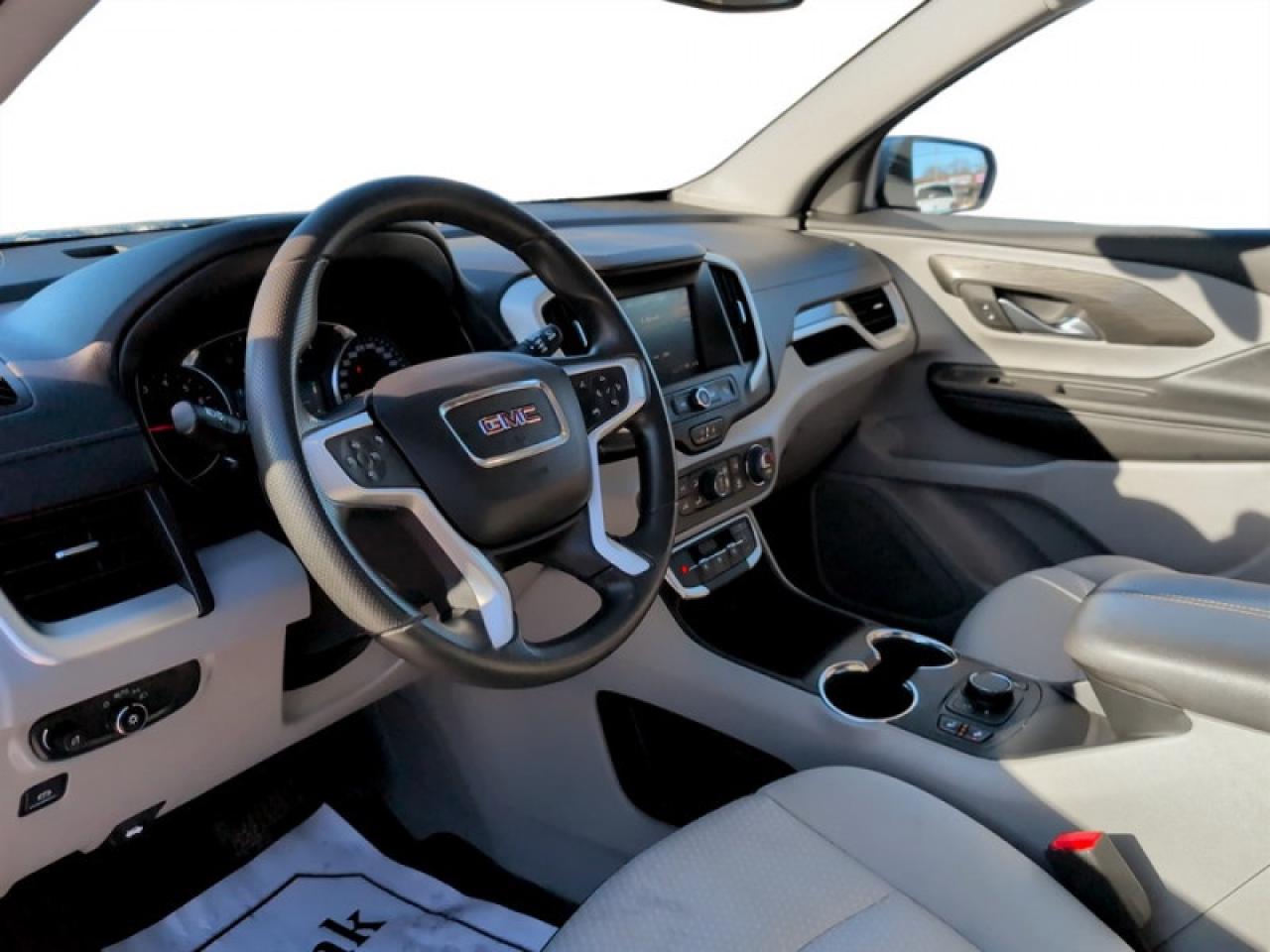 2024 GMC Terrain SLE  **GMC PRO SAFETY PLUS** Photo