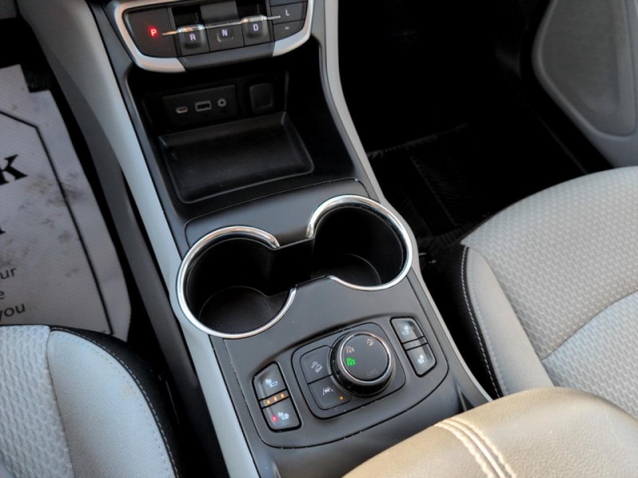 2024 GMC Terrain SLE  **GMC PRO SAFETY PLUS** Photo