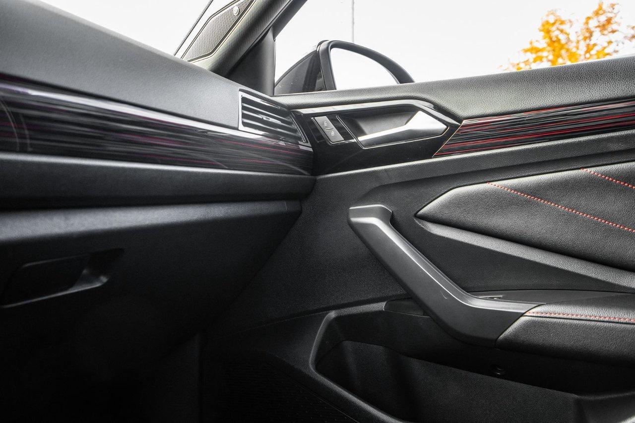 2022 Volkswagen Jetta GLI DSG Photo