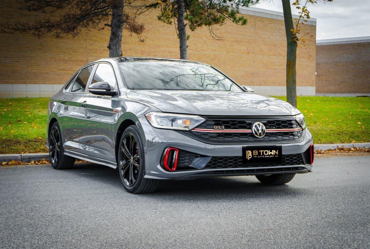 2022 Volkswagen Jetta GLI Photo2