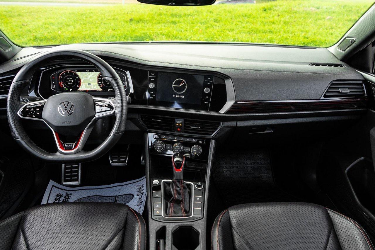 2022 Volkswagen Jetta GLI Photo