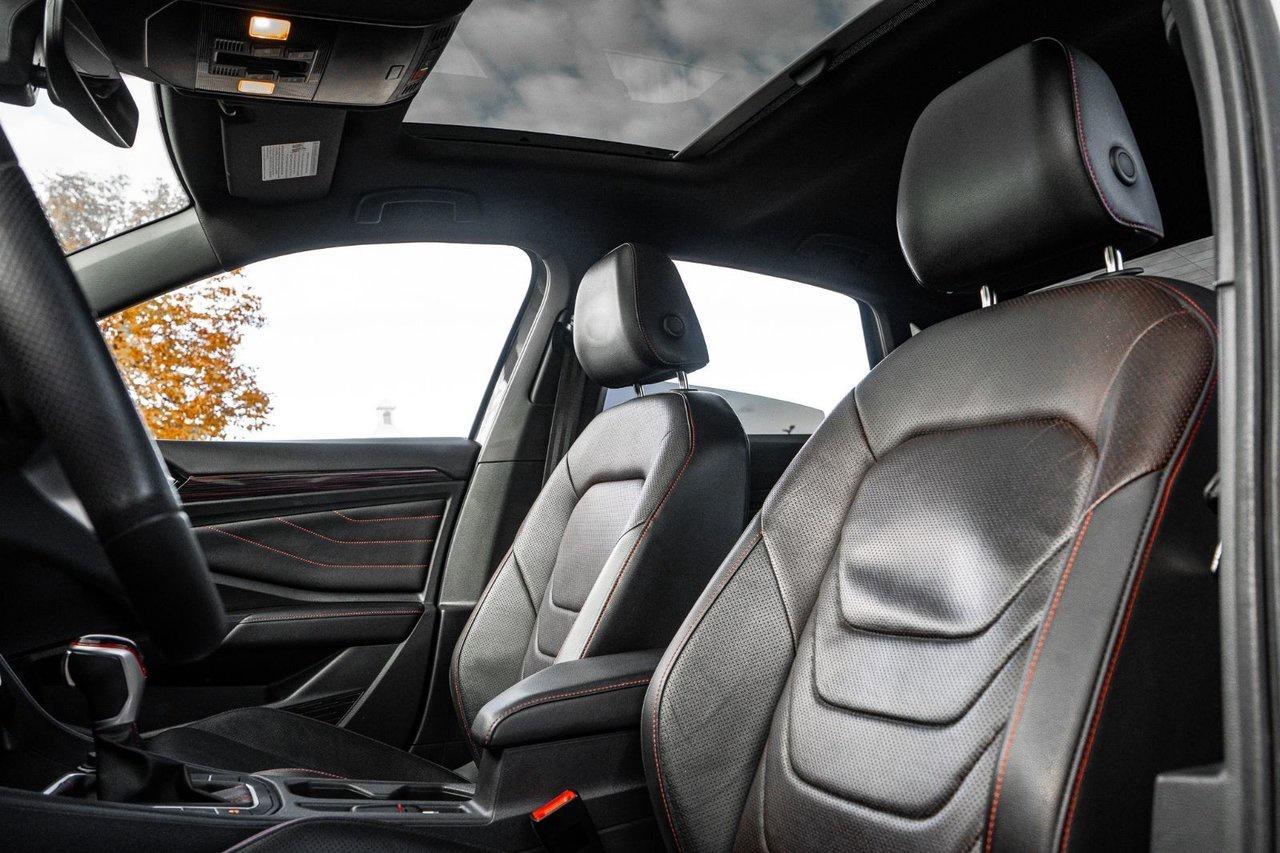 2022 Volkswagen Jetta GLI Photo