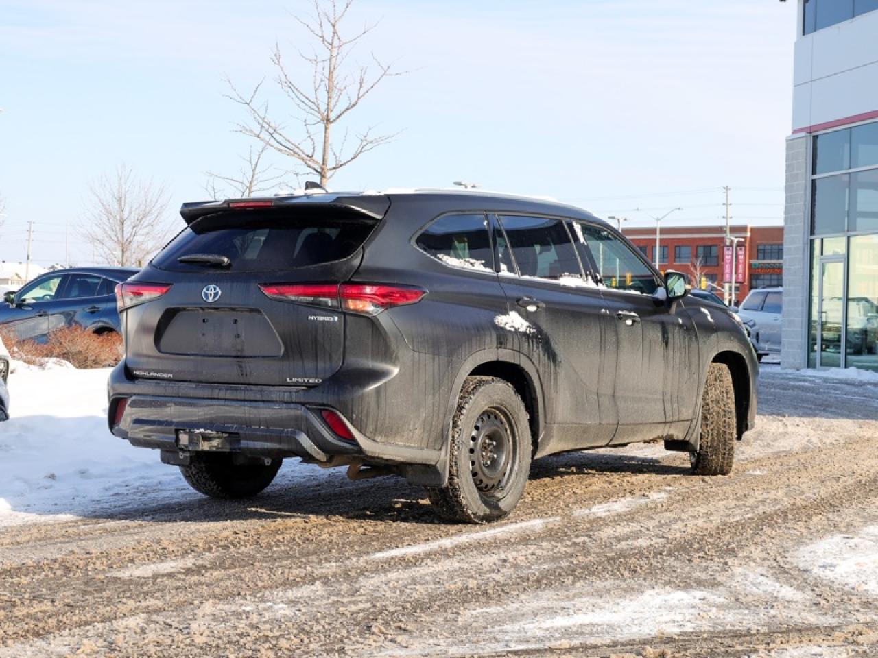 2023 Toyota Highlander Hybrid Limited  - Leather Seats - $378 B/W Photo2