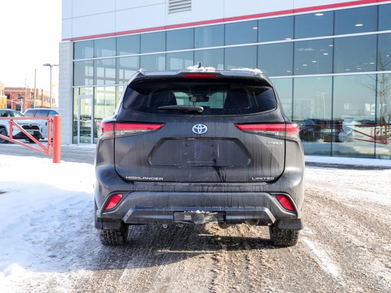 2023 Toyota Highlander Hybrid Limited  - Leather Seats - $378 B/W Photo3