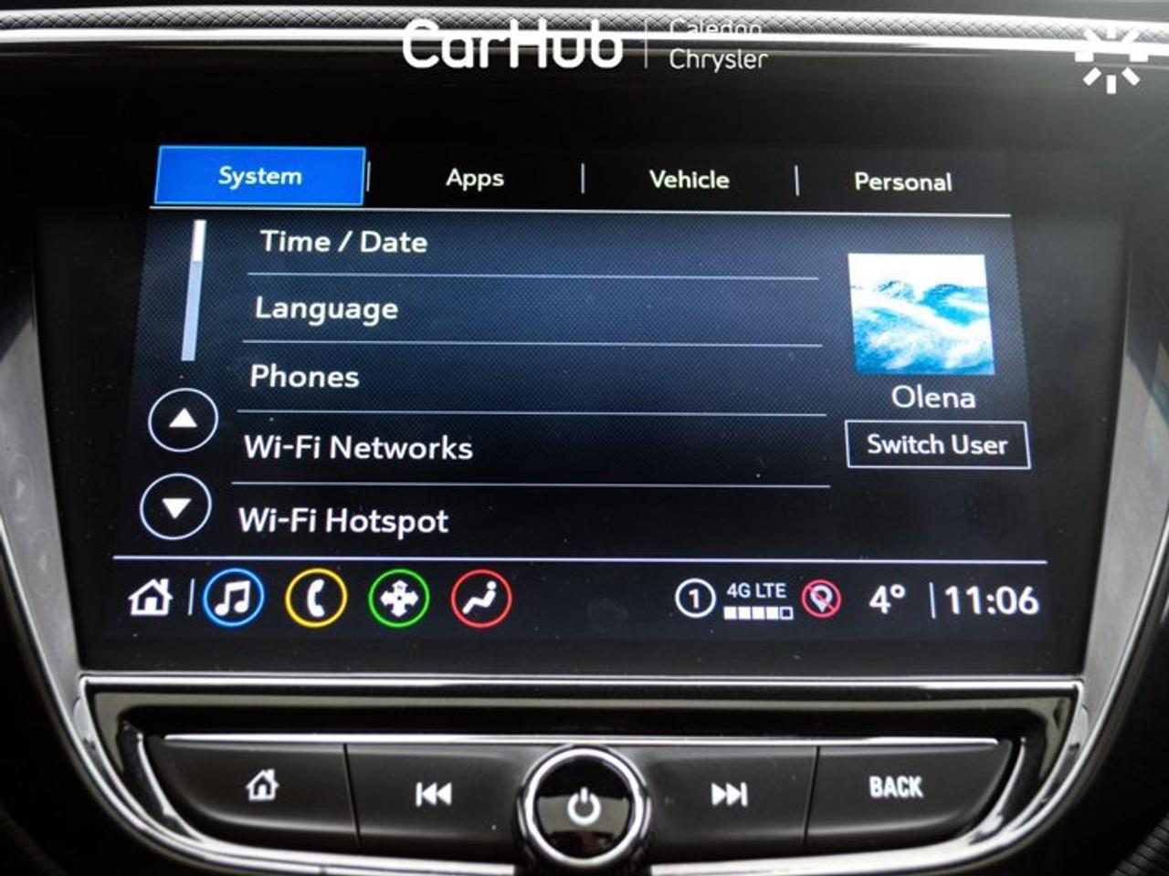 2023 Chevrolet TrailBlazer RS AWD Pano Sunroof Heated Front Seats R-Start Alloy Photo