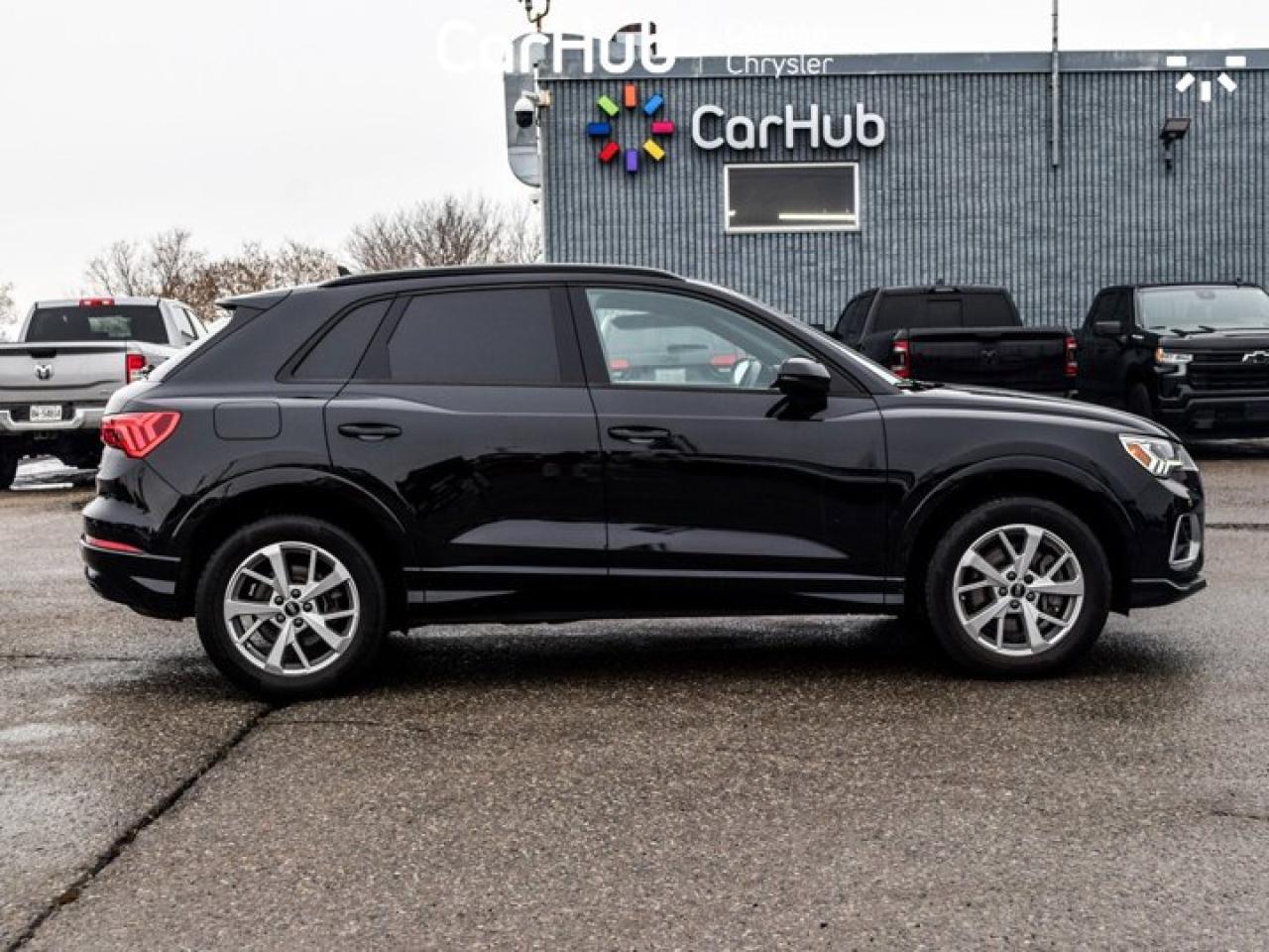 2023 Audi Q3 Komfort Quattro Pano Sunroof Leather Heated Front Seats Photo