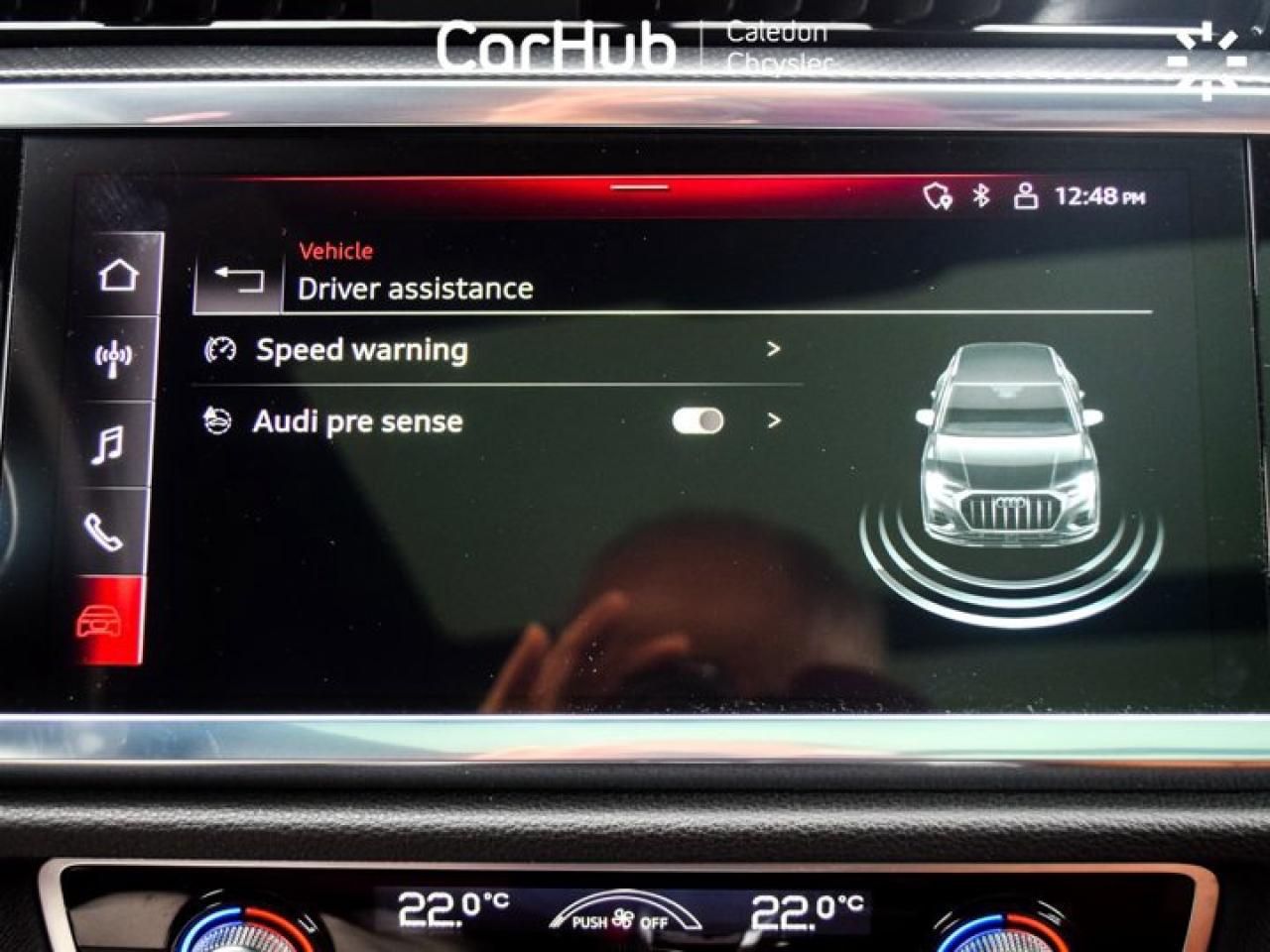 2023 Audi Q3 Komfort Quattro Pano Sunroof Leather Heated Front Seats Photo