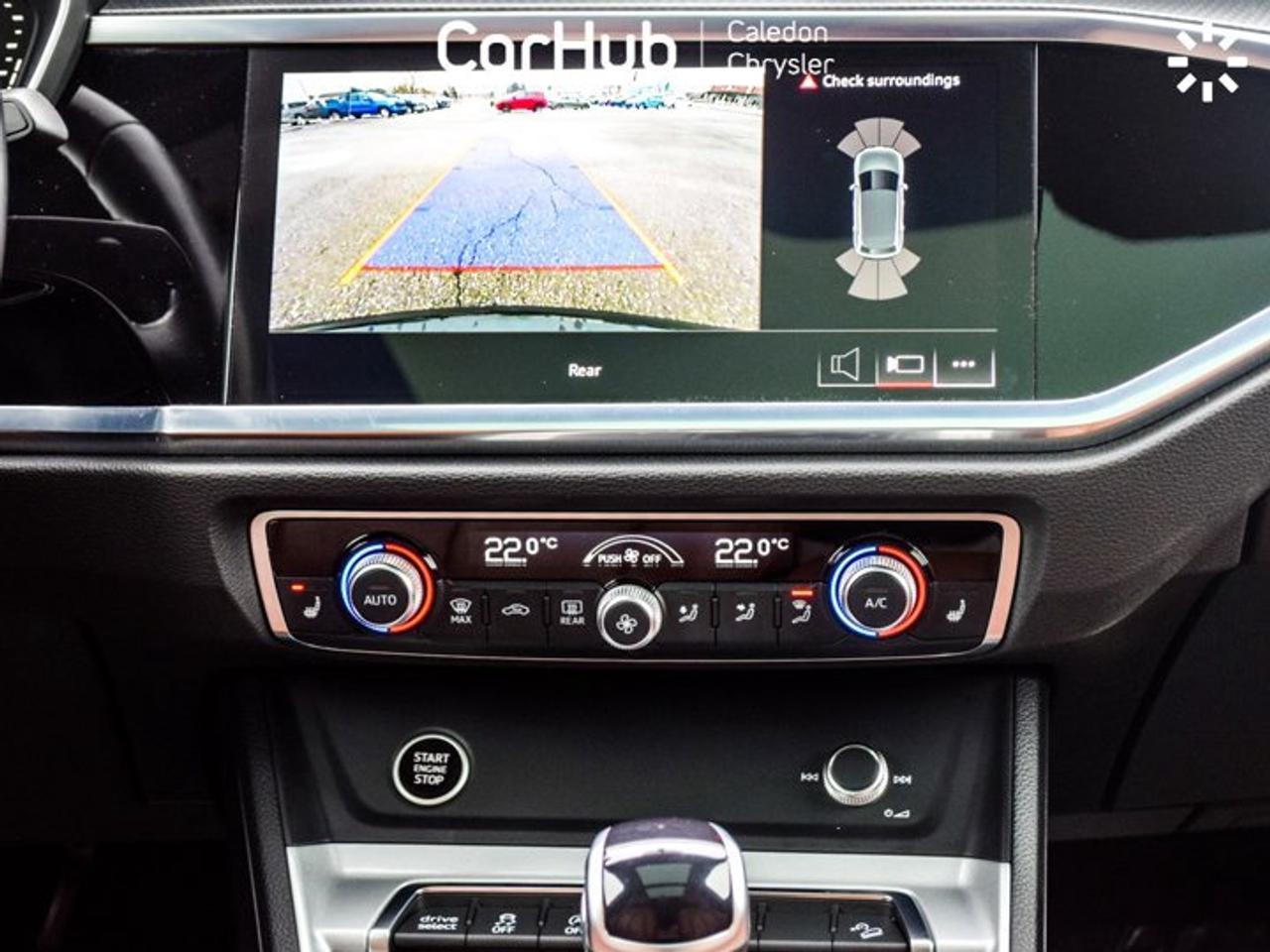 2023 Audi Q3 Komfort Quattro Pano Sunroof Leather Heated Front Seats Photo