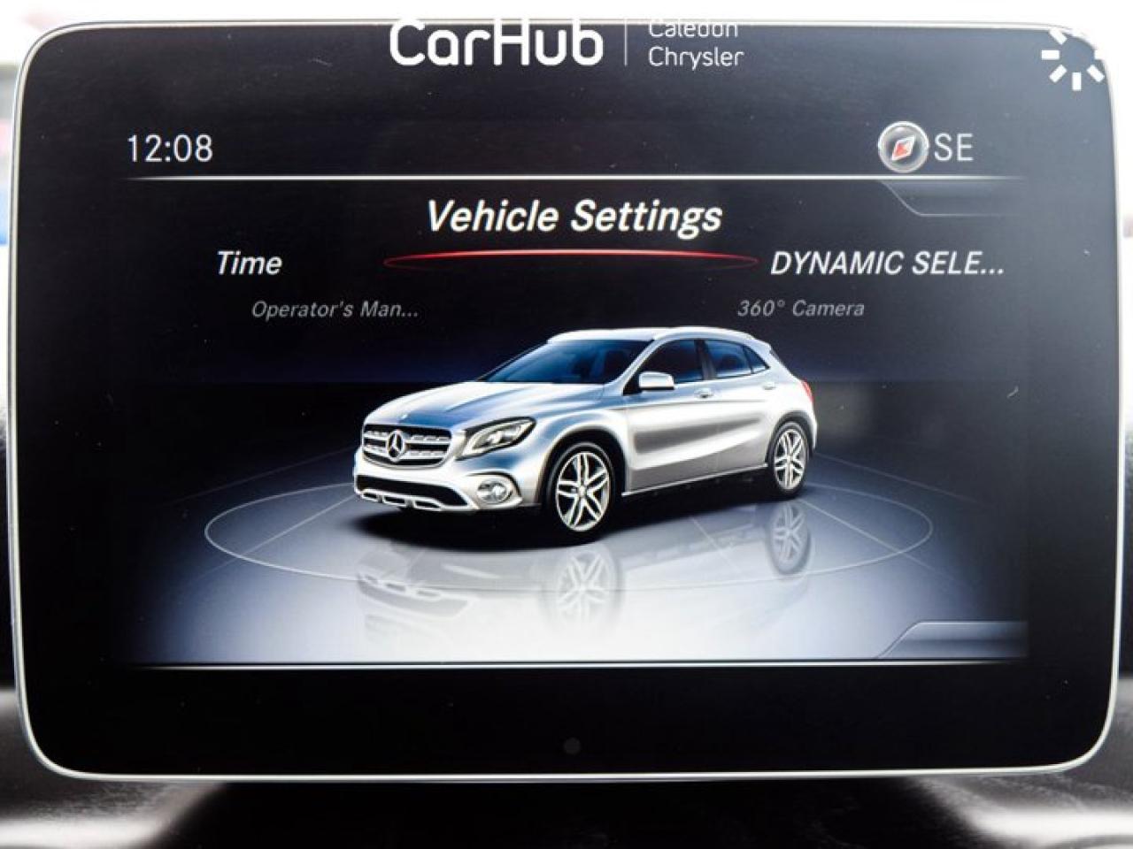 2020 Mercedes-Benz GLA GLA 250 4Matic Pano Sunroof Blind Spot Alloy Rims Photo