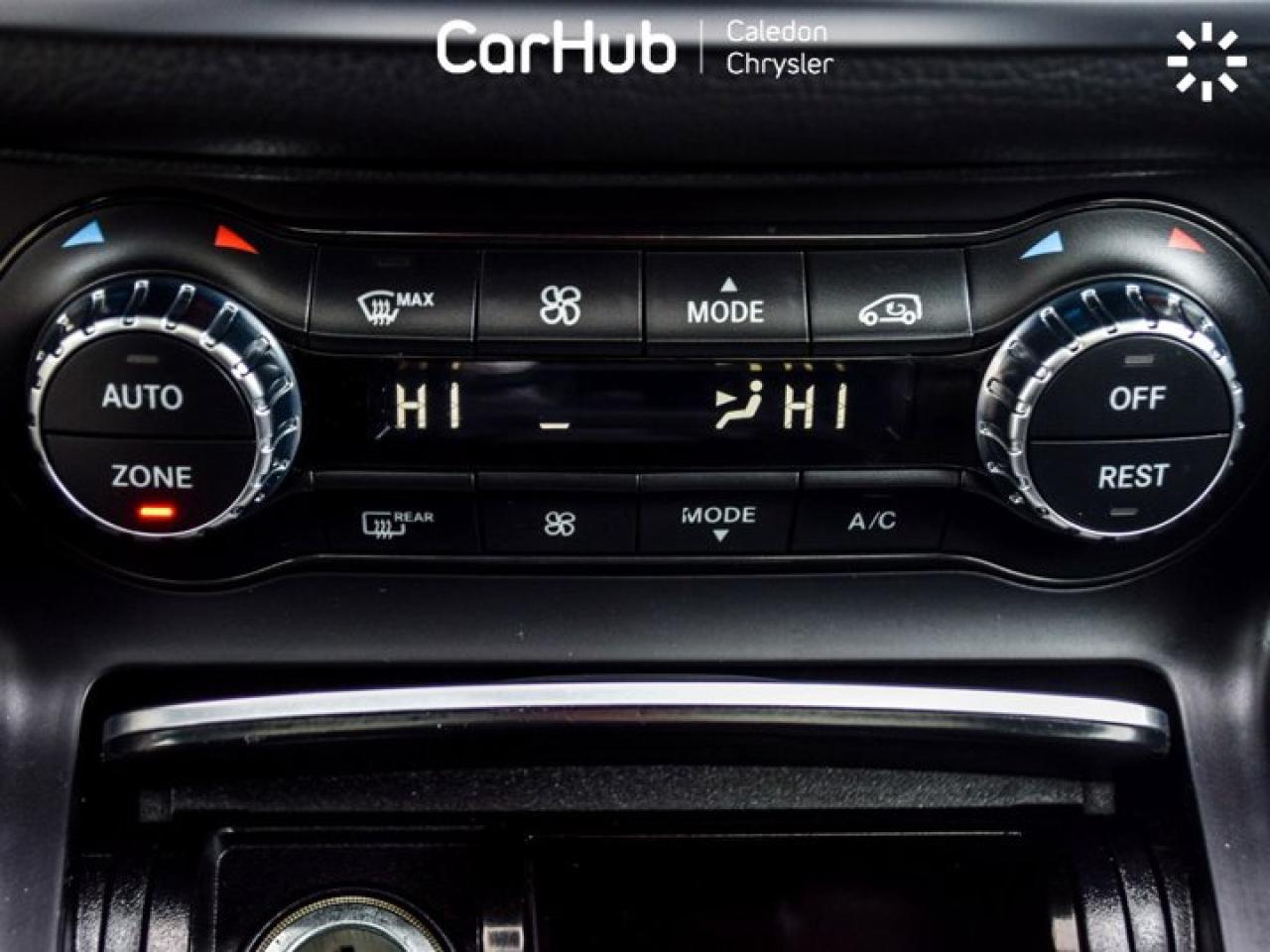 2020 Mercedes-Benz GLA GLA 250 4Matic Pano Sunroof Blind Spot Alloy Rims Photo