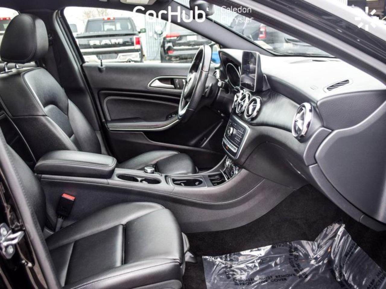 2020 Mercedes-Benz GLA GLA 250 4Matic Pano Sunroof Blind Spot Alloy Rims Photo